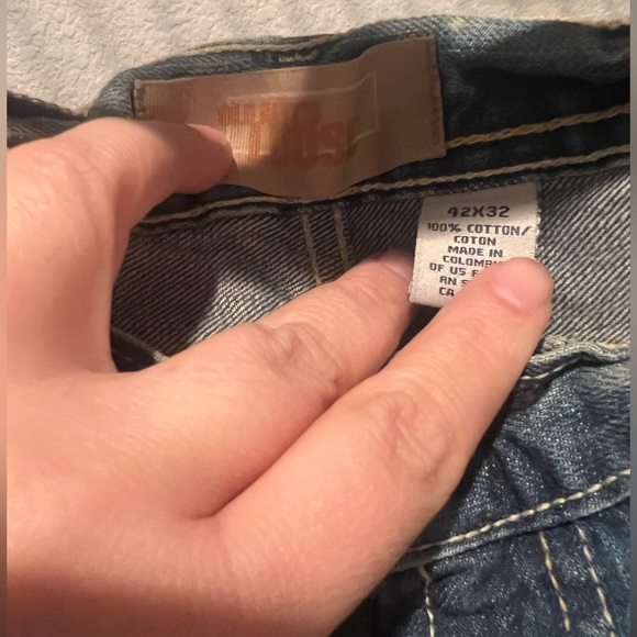 Old Navy New Pre-washed Loose Jeans 42x32 with tags. - Picture 5 of 5
